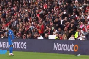 0-0战平，维尼修斯与巴列卡诺球迷对线：你们花钱来看我比赛